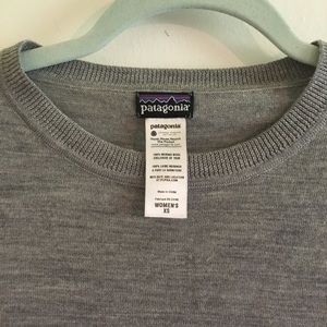 Patagonia Sweaters - Patagonia Merino Wool Striped Sweater Patagonia Sweaters - Patagonia Merino Wool Striped Sweater